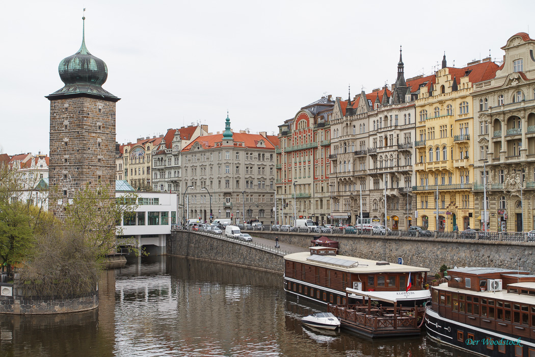 Matylda, ein schwimmendes Restaurant und Klotilda, das zugehörige Hotelboot. Und natürlich prächtige Jugendstilfassaden.