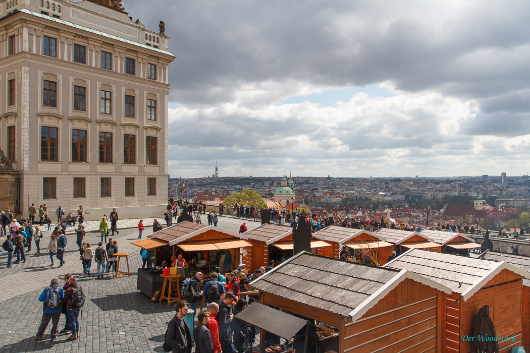 Blick vom Hradschiner Platz über die Stadt